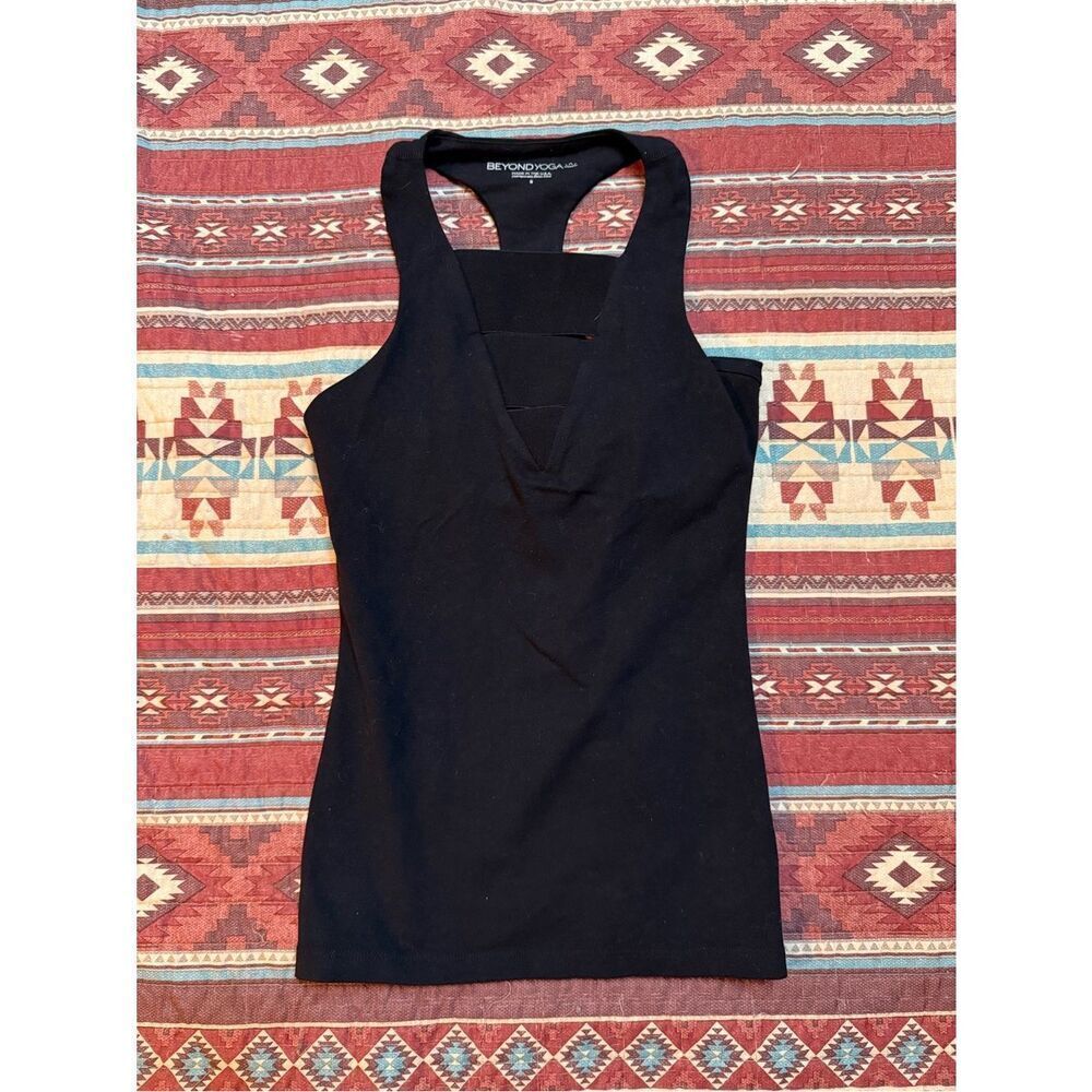 Beyond Yoga Black Racerback tank top size small